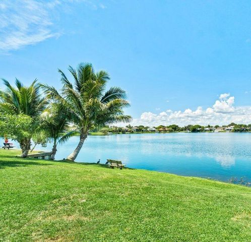 12542 Westhampton Circle, Wellington, FL 33414