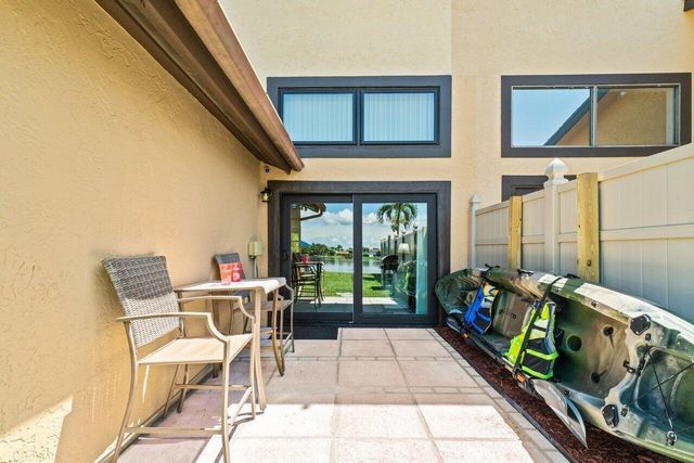 12542 Westhampton Circle, Wellington, FL 33414