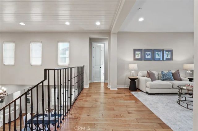 10 Shadybend, Irvine, CA 92602