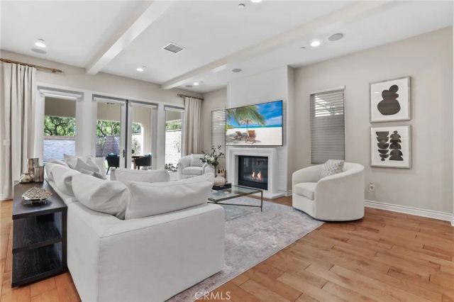 10 Shadybend, Irvine, CA 92602