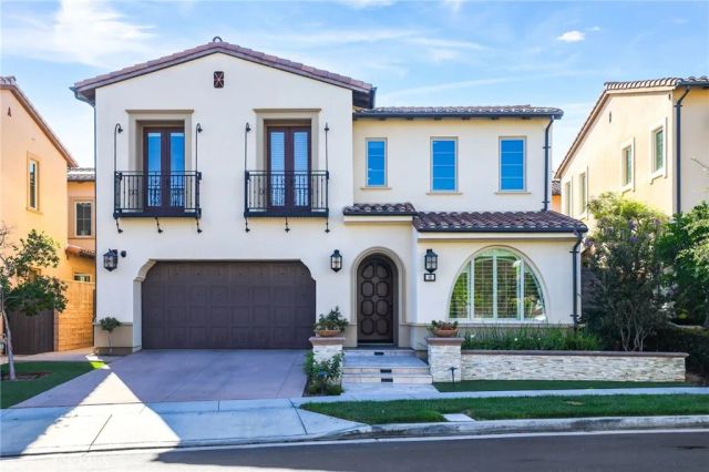10 Shadybend, Irvine, CA 92602