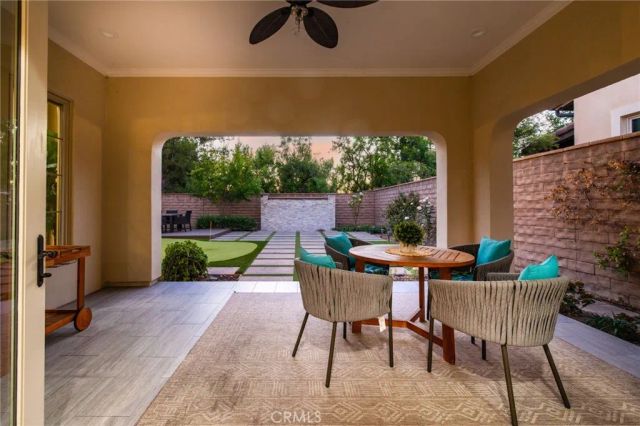 10 Shadybend, Irvine, CA 92602