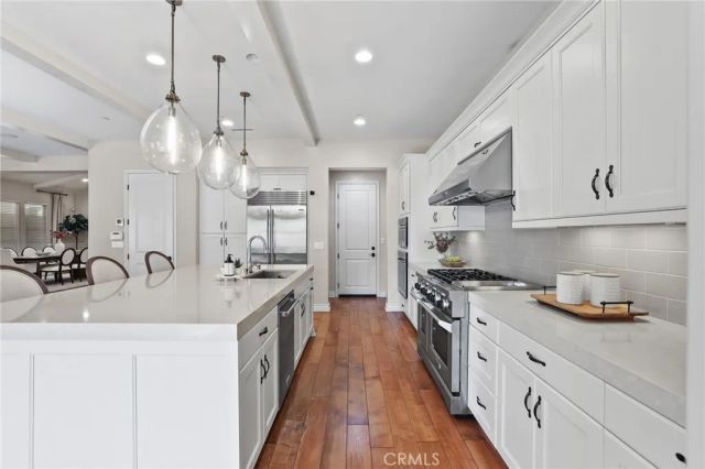 10 Shadybend, Irvine, CA 92602