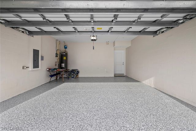 172 Indies DR E 101, Naples, FL 34114