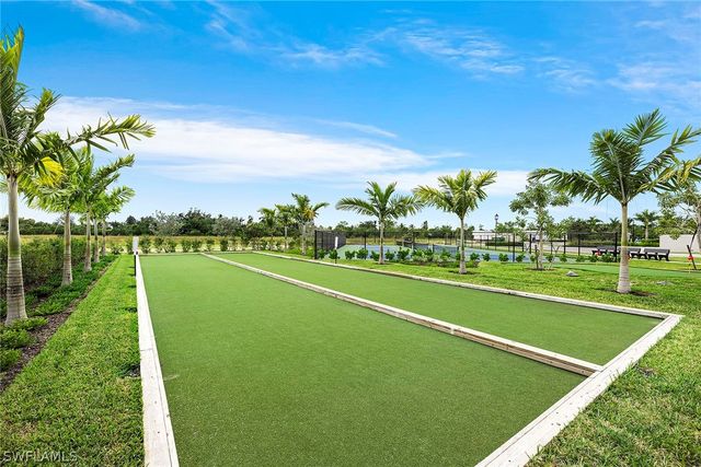 172 Indies DR E 101, Naples, FL 34114