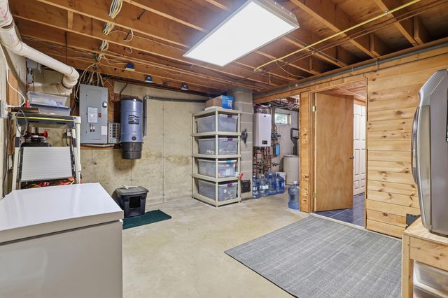 12 Pine Road, Middleton, NH 03887