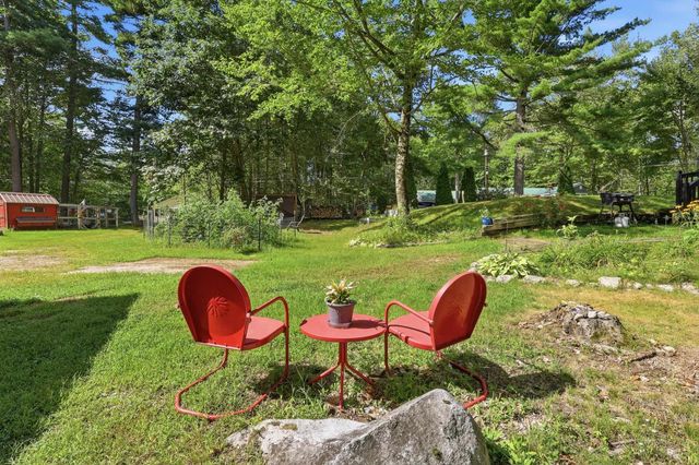 12 Pine Road, Middleton, NH 03887