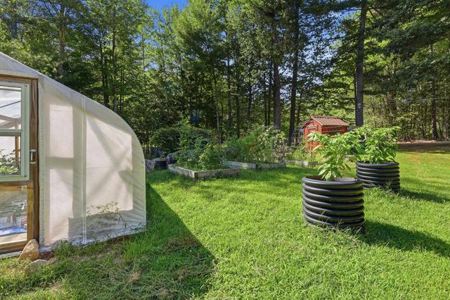 12 Pine Road, Middleton, NH 03887