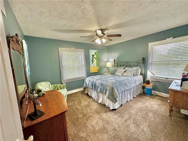 146 Holiday Island Drive, Holiday Island, AR 72631