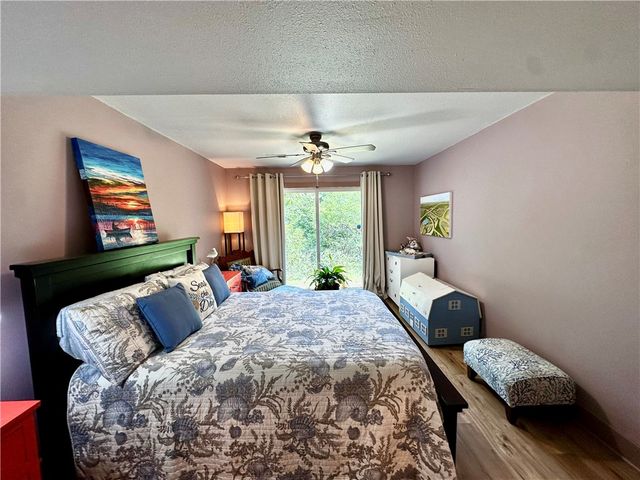 146 Holiday Island Drive, Holiday Island, AR 72631