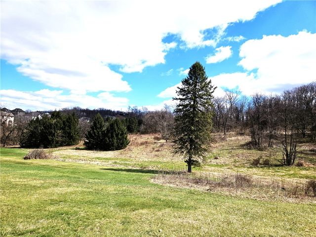 3350 New Texas Rd, Plum Boro, PA 15239