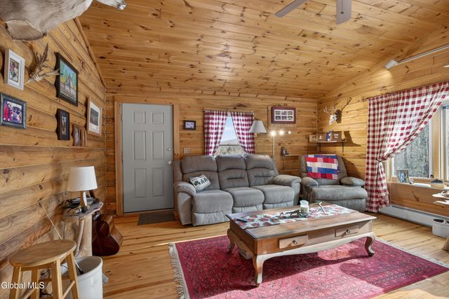 27 Henry Wescott Road, Thurman, NY 12885