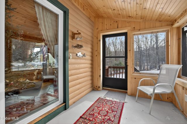 27 Henry Wescott Road, Thurman, NY 12885