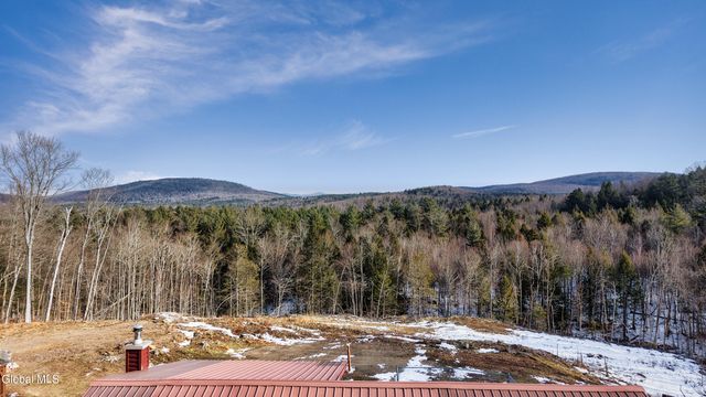 27 Henry Wescott Road, Thurman, NY 12885