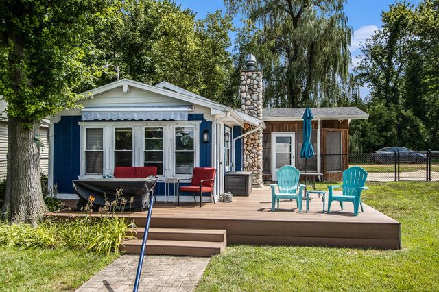 51130 Maple Road, Marcellus Twp, MI 49067