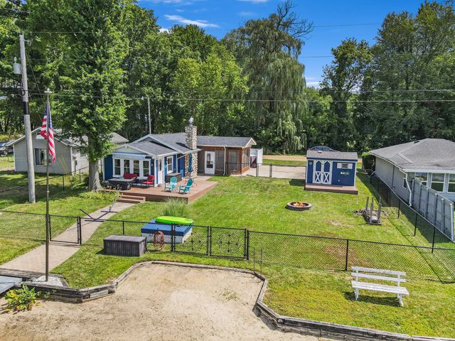 51130 Maple Road, Marcellus Twp, MI 49067