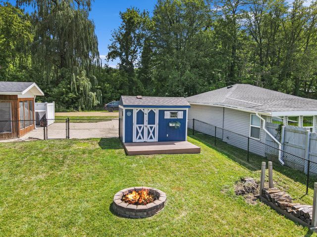 51130 Maple Road, Marcellus Twp, MI 49067