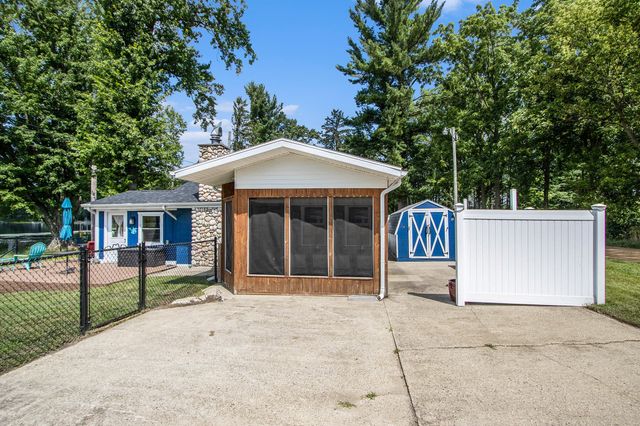 51130 Maple Road, Marcellus Twp, MI 49067