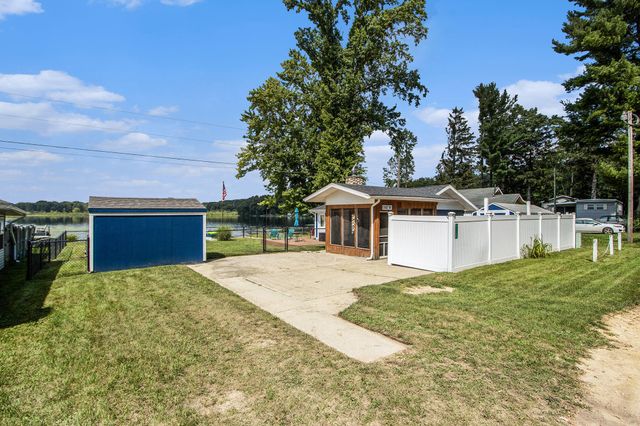 51130 Maple Road, Marcellus Twp, MI 49067