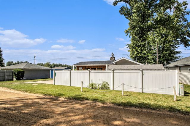 51130 Maple Road, Marcellus Twp, MI 49067