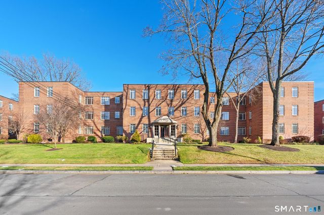 20 Outlook Avenue 203, West Hartford, CT 06119