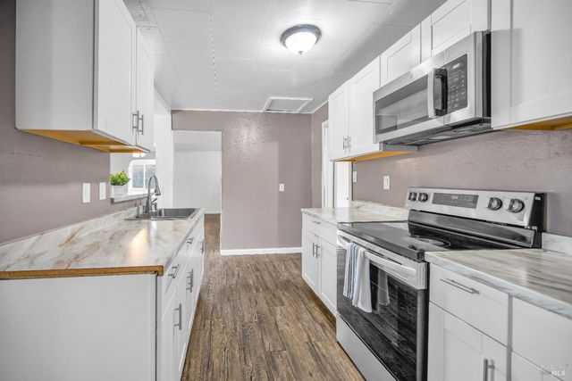 160 Thomas St, Ukiah, CA 95482