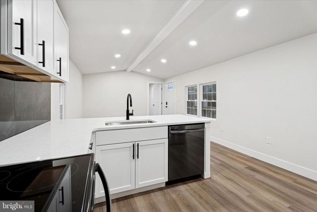 114 LINDEN DR, Spring City, PA 19475