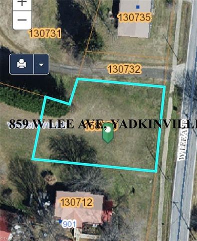 859 W Lee Avenue, Yadkinville, NC 27055