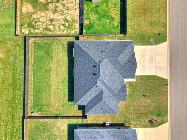 4526 Red Bird Road, Shawnee, OK 74804