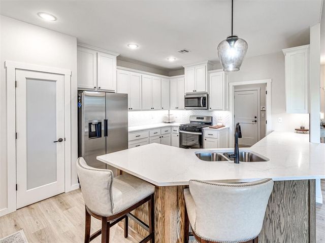 4526 Red Bird Road, Shawnee, OK 74804