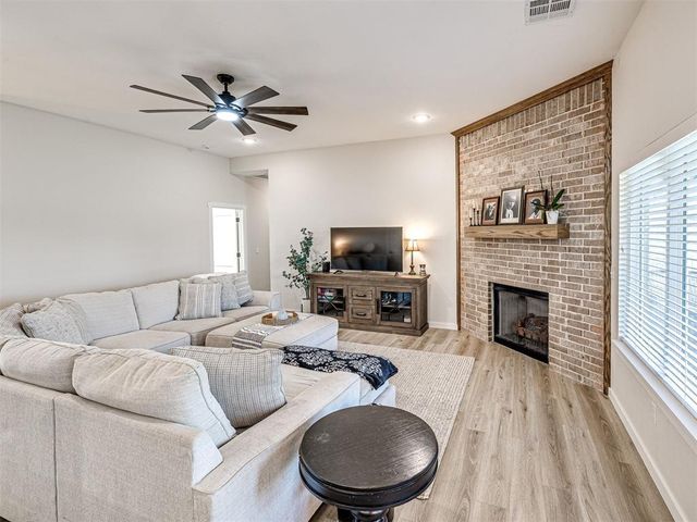 4526 Red Bird Road, Shawnee, OK 74804