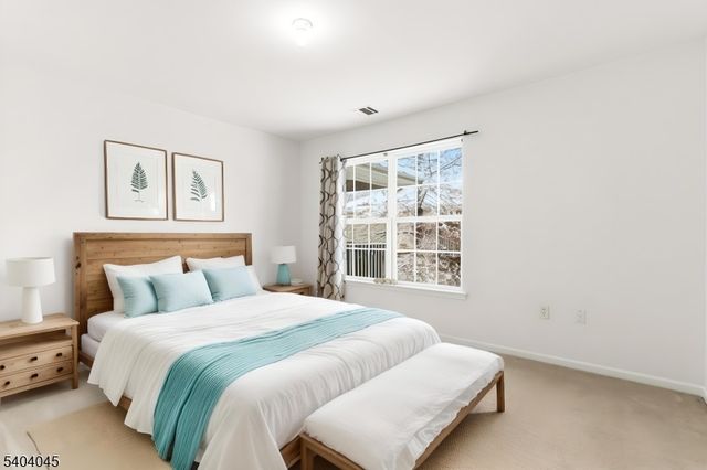 54 Forest Dr, Piscataway Twp., NJ 08854