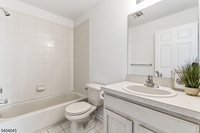 54 Forest Dr, Piscataway Twp., NJ 08854