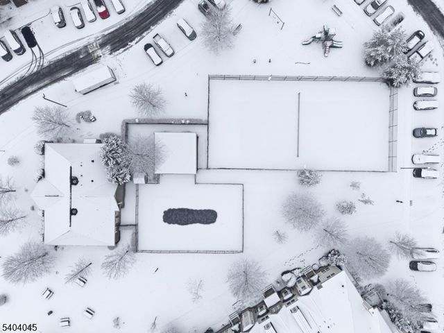 54 Forest Dr, Piscataway Twp., NJ 08854