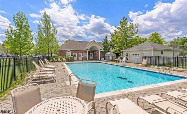 54 Forest Dr, Piscataway Twp., NJ 08854