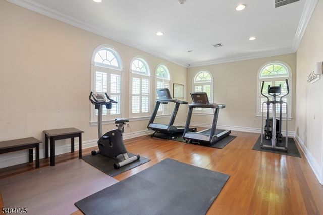 54 Forest Dr, Piscataway Twp., NJ 08854