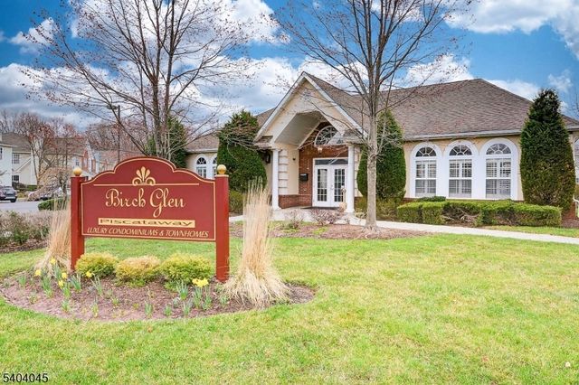 54 Forest Dr, Piscataway Twp., NJ 08854