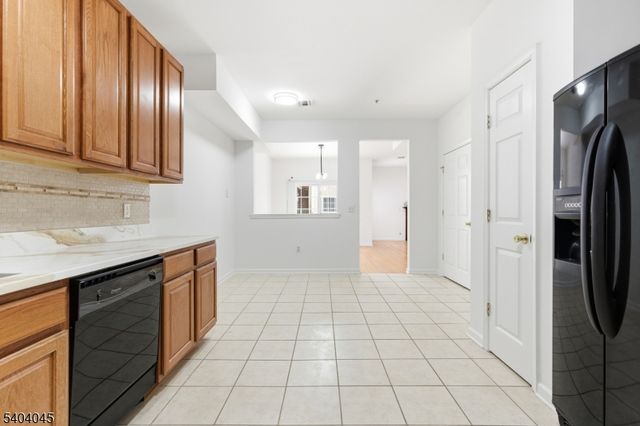 54 Forest Dr, Piscataway Twp., NJ 08854