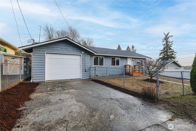 534 Juniper St, Bremerton, WA 98310