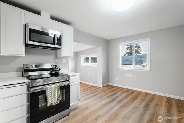 534 Juniper St, Bremerton, WA 98310