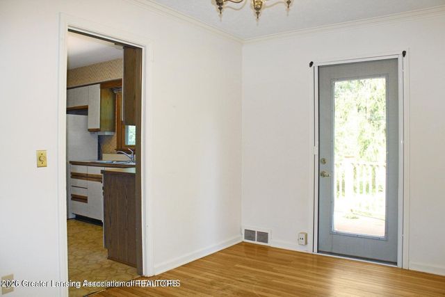 1615 Ridgewood Drive, East Lansing, MI 48823