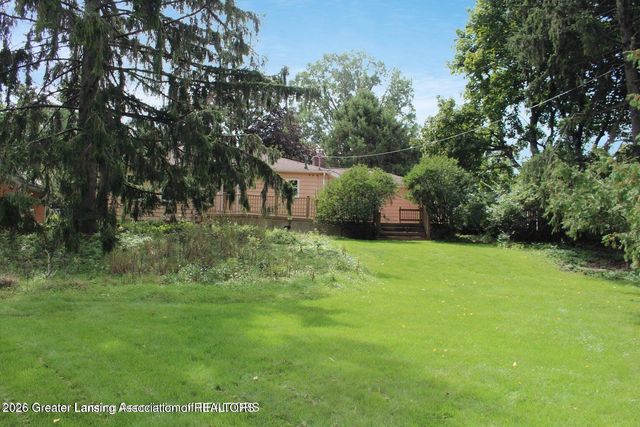 1615 Ridgewood Drive, East Lansing, MI 48823