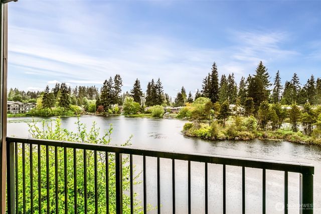 615 75th Street SE #C-44, Everett, WA 98203