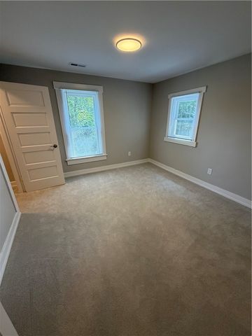 1042 W 2nd Street, Dayton, OH 45402