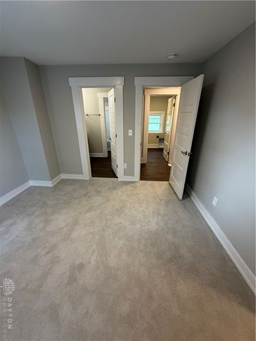 1042 W 2nd Street, Dayton, OH 45402
