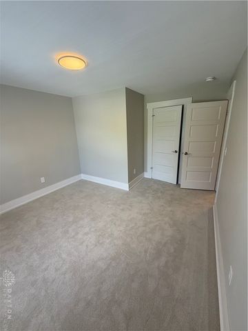 1042 W 2nd Street, Dayton, OH 45402