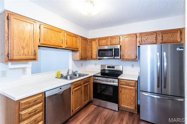 12929 Portulaca Drive 205, Creve Coeur, MO 63146