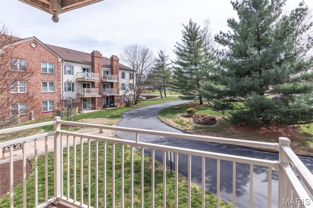 12929 Portulaca Drive 205, Creve Coeur, MO 63146