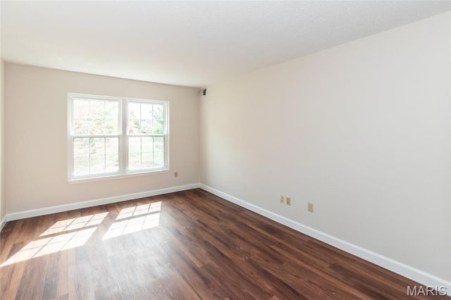 12929 Portulaca Drive 205, Creve Coeur, MO 63146