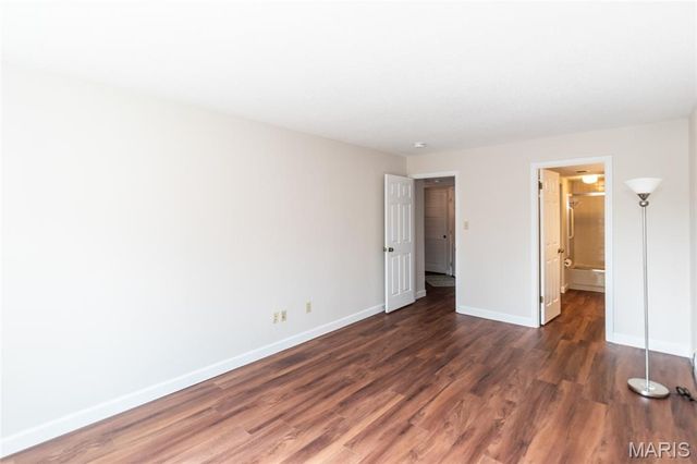 12929 Portulaca Drive 205, Creve Coeur, MO 63146